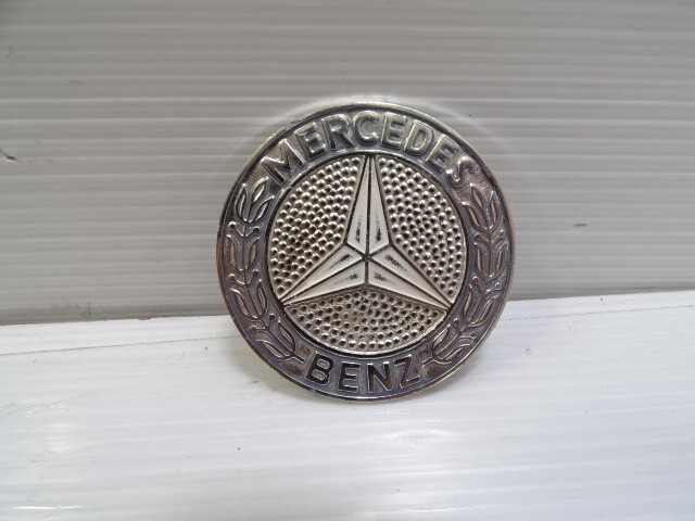83 Mercedes R107 380SL emblem, on hood, star, 107 Puc