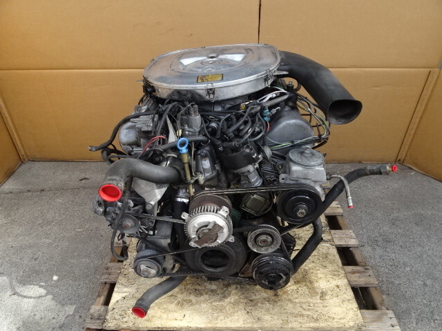 83 Mercedes R107 380SL engine, motor V8 M116 118,508 miles