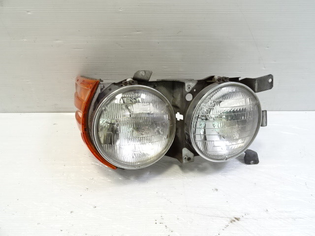 83 Mercedes R107 380SL lamp, headlight, right 1305233056