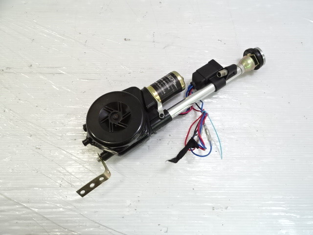 83 Mercedes R107 380SL antenna, metra, aftermarket