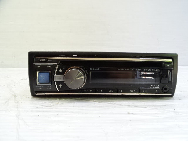 head unit, radio CD player alpine CDE-136BT