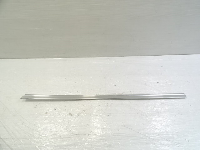 83 Mercedes R107 380SL trim, door chrome moulding, left