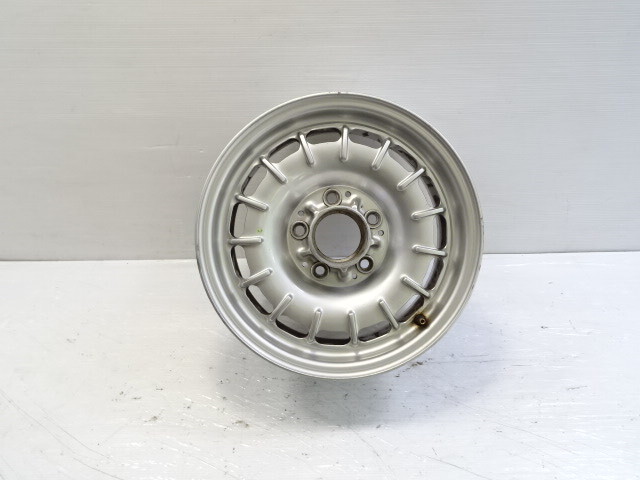 83 Mercedes R107 380SL wheel, 6.5x14 1264002102 silver
