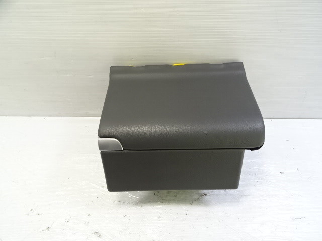 03 Mercedes R230 SL500 storage compartment, left rear 2308100341, gray