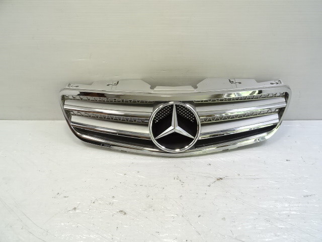 03 Mercedes R230 SL500 grille, with emblem, aftermarket, 03-06