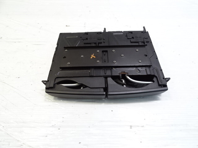 03 Mercedes R230 SL500 cup holder, 2306800250