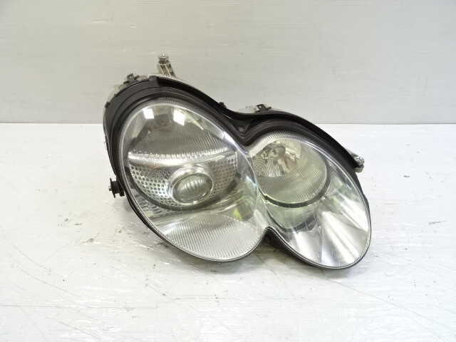 04 Mercedes R230 SL500 lamp, headlight, right, xenon, 2308207061 03-06