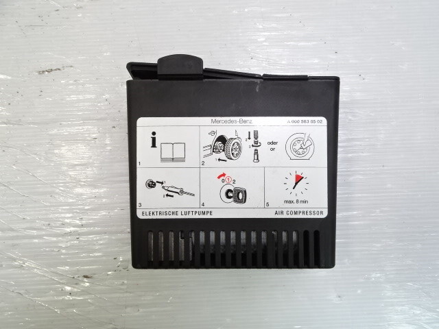 04 Mercedes R230 SL500 air compressor, for tires 0005830502