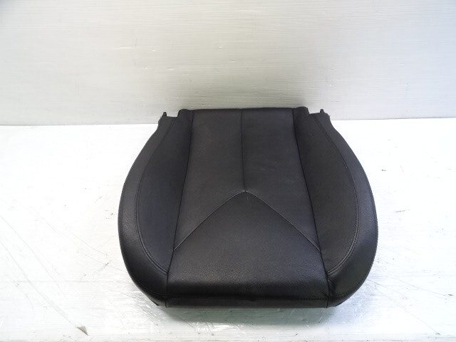06 Mercedes R171 SLK280 seat cushion, bottom, right, black