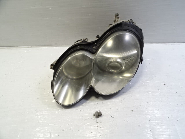 04 Mercedes R230 SL500 lamp, headlight, left 2308207561 head light lamp xenon