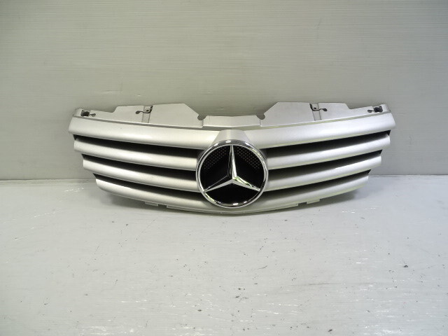 03 Mercedes R230 SL55 grille, with emblem, 2308800583 03-06 OEM