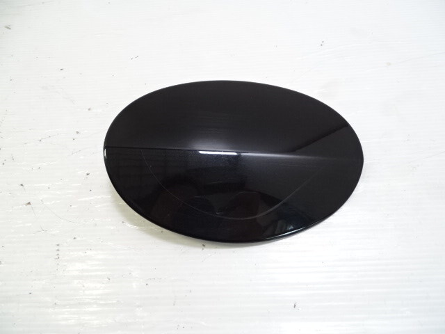 03 Mercedes R230 SL55 gas fuel door lid, 2307570509