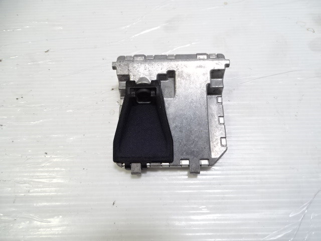 12 Mercedes W204 C63 camera, front lane assist 0009050438