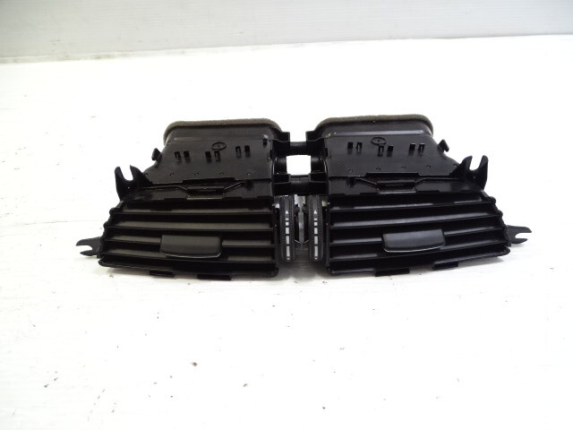 12 Mercedes W204 C63 AC vent, dash, center, 2048306054, black
