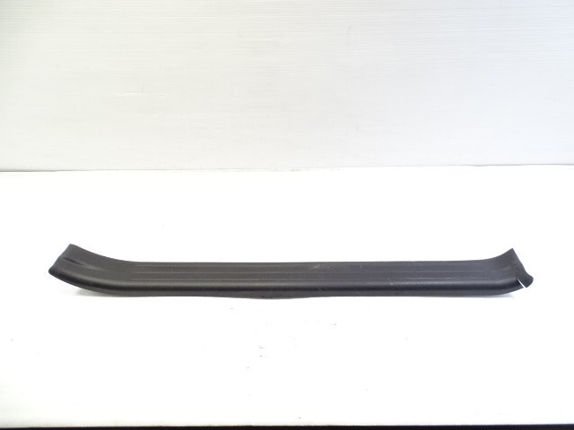 03 Mercedes R230 SL500 trim, door step sill, left inner, 2306800135 black designo