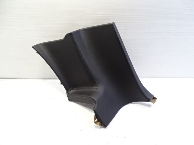 03 Mercedes R230 SL500 trim, interior, quarter, left, black designo