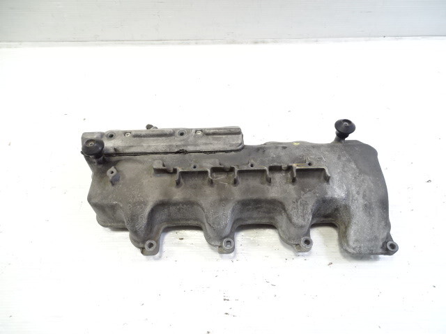 01 Mercedes R170 SLK320 engine motor valve cover, right, 1120160305