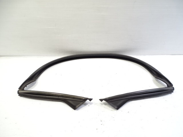 01 Mercedes R170 SLK320 seal, convertible top, rear 1707900498 weatherstrip