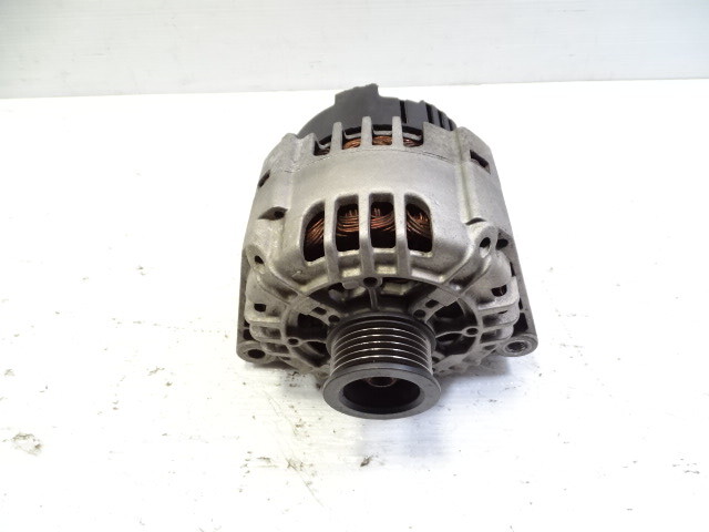 01 Mercedes R170 SLK320 alternator oem, valeo, 0111546402
