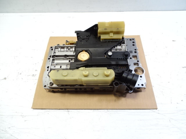01 Mercedes R170 SLK320 valve body, for transmission 1402773801 w/ solenoids