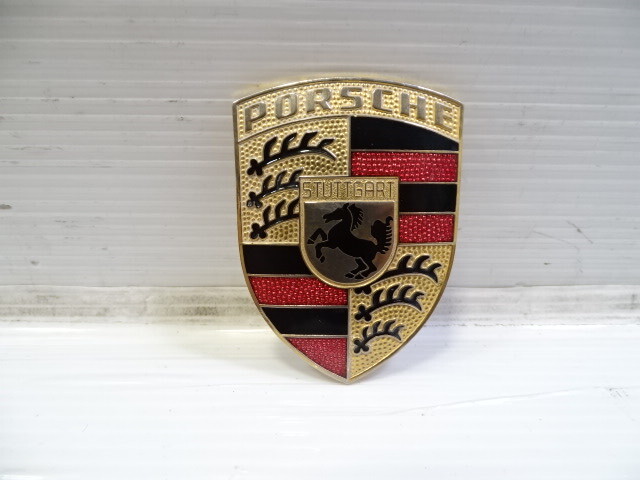 87 Porsche 928 S4 emblem hood, 90155921020