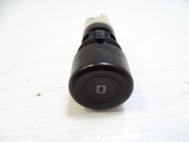 87 Porsche 928 S4 switch trip meter, 92861312500