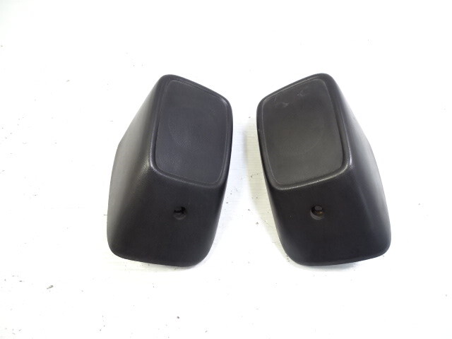 87 Porsche 928 S4 trim set, rear bumper moulding, left/right 92850500520 92850500620