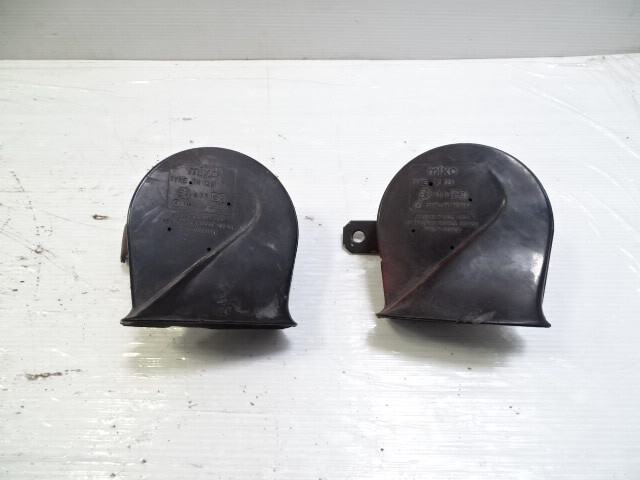 87 Porsche 928 S4 horn set, mixo type tr-129