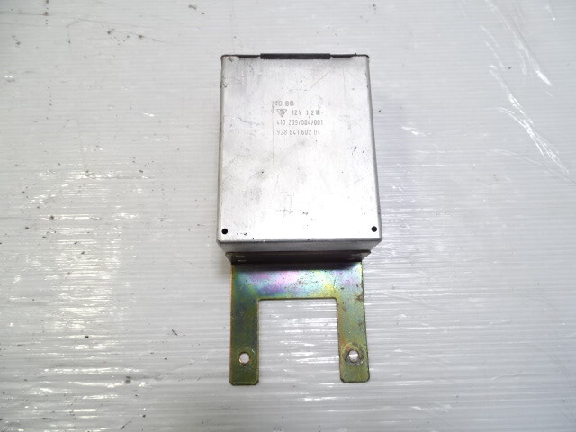 87 Porsche 928 S4 module, central locking, 92864160204