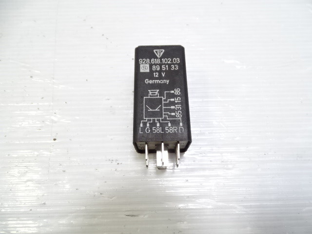87 Porsche 928 S4 relay, seat belt warning, 92861810203