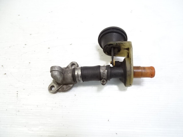 87 Porsche 928 S4 water outlet housing, 9281047130