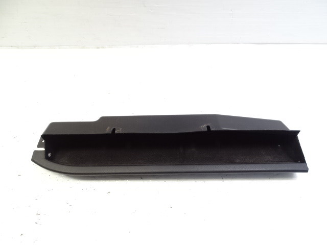 87 Porsche 928 S4 trim, dashboard shelf left 92855235702 92855211702 black