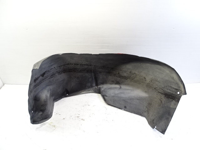 87 Porsche 928 S4 wheelhouse liner, left front, 92850438105