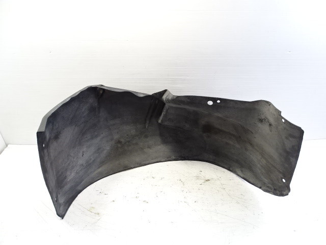 87 Porsche 928 S4 wheelhouse liner, right front, 92850438205