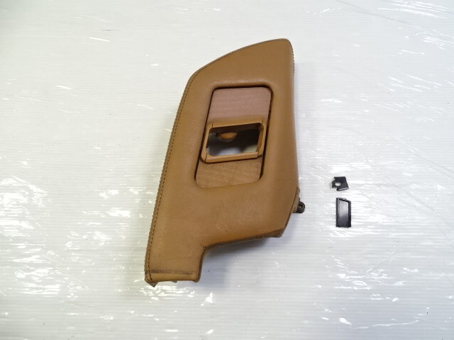 90 Mercedes R129 300SL trim, seat belt cover, right, palomino 1299110222