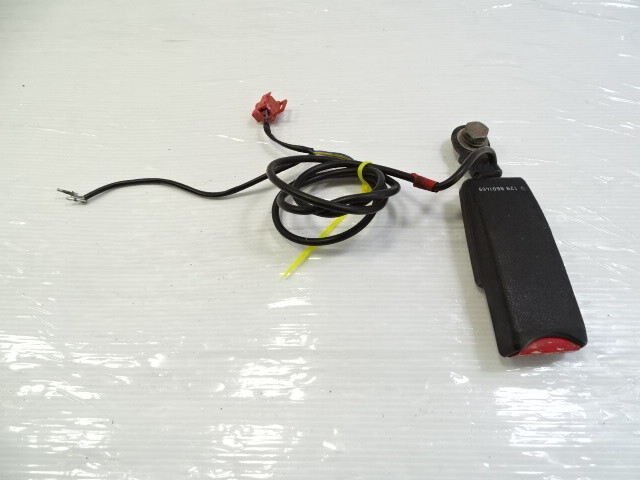 90 Mercedes R129 300SL seat belt buckle, right, 1298601469