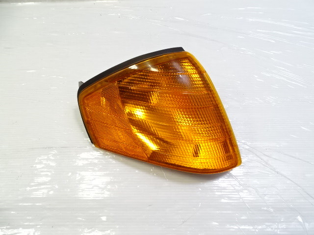 90 Mercedes R129 300SL light, turn signal corner lamp, right bosch 1305231913