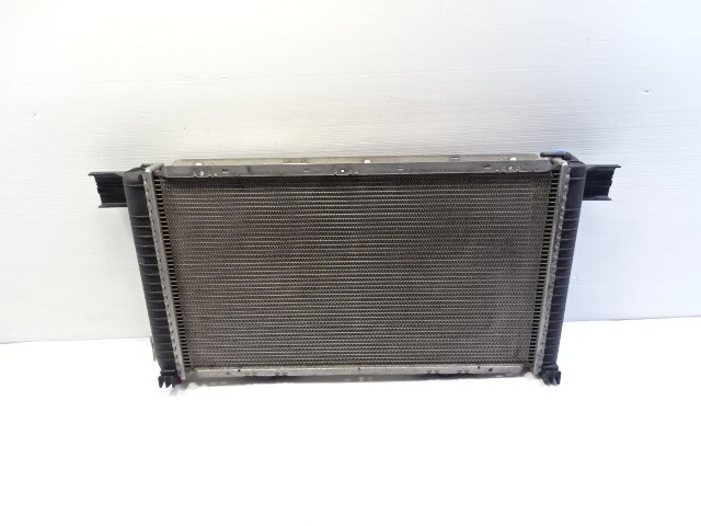 90 Mercedes R129 300SL radiator, BEHR 1295000703