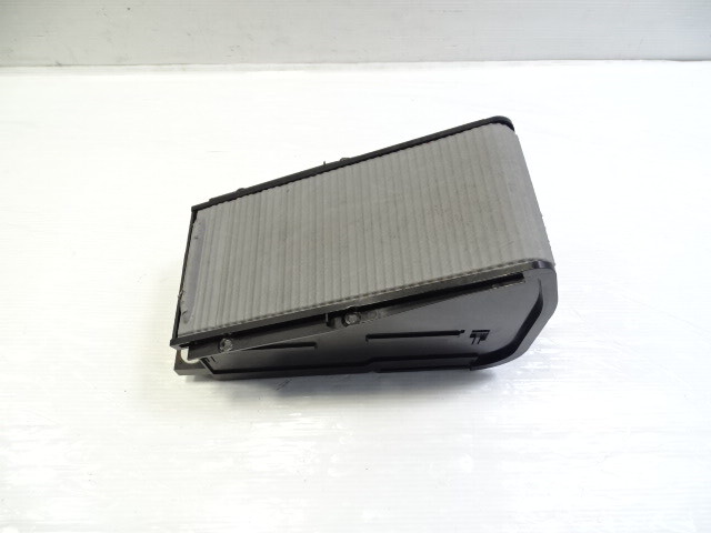 96 Mercedes R129 SL320 cup holder, on center console, gray