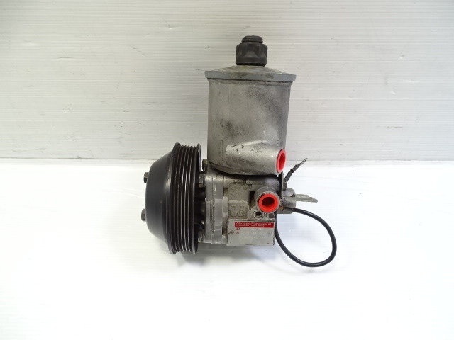 96 Mercedes R129 SL320 power steering pump, 2104661901