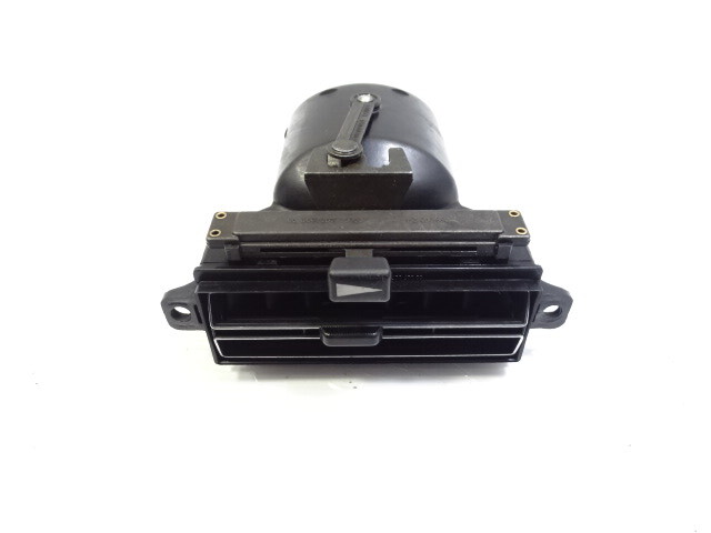 80 Mercedes W116 300SD ac vent, dash, left, black