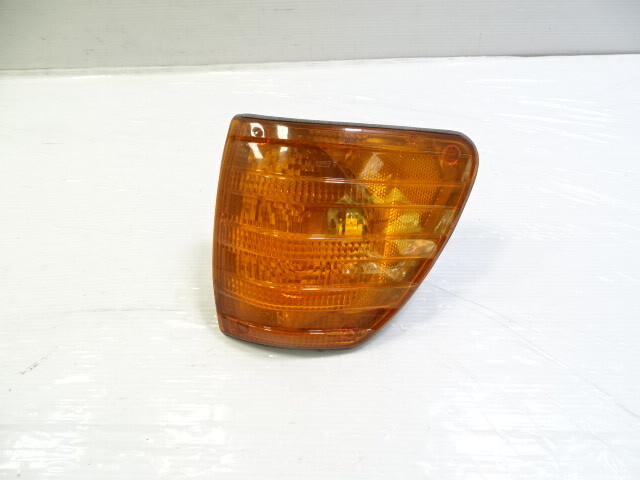 80 Mercedes W116 300SD light, turn signal corner lamp, left bosch 1305233029