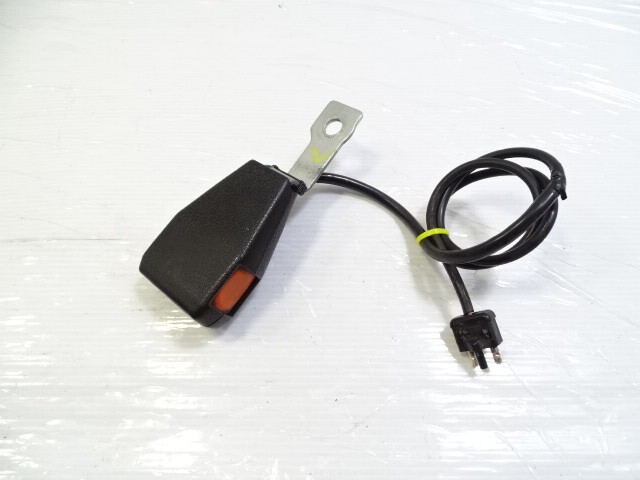 80 Mercedes W116 300SD seat belt buckle, left front, black, 1168600969