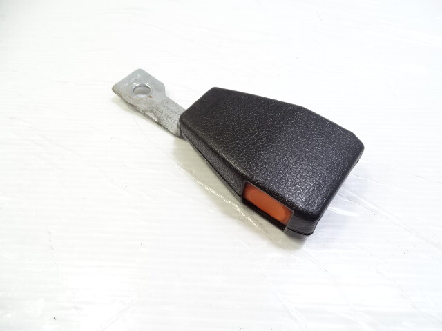 80 Mercedes W116 300SD seat belt buckle, right front, black, 1238601669