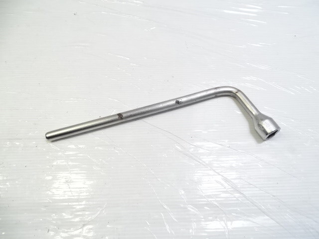 80 Mercedes W116 300SD wrench, lug nut tool 17mm, 1205810246