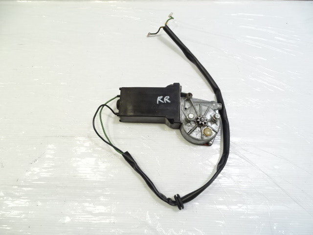 80 Mercedes W116 300SD window motor, right rear, 0130820062