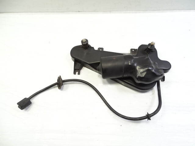 80 Mercedes W116 300SD windshield wiper motor and linkage, 1168201142