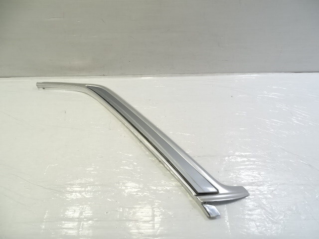 80 Mercedes W116 300SD trim, exterior a pillar chrome moulding right