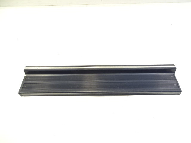 80 Mercedes W116 300SD trim, door step sill, inner right rear, blue