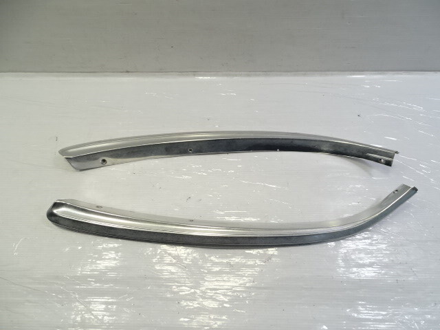 80 Mercedes W116 300SD trim, exterior c pillar chrome moulding rear left/right